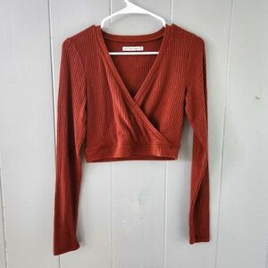 Abercrombie & Fitch Crop Medium